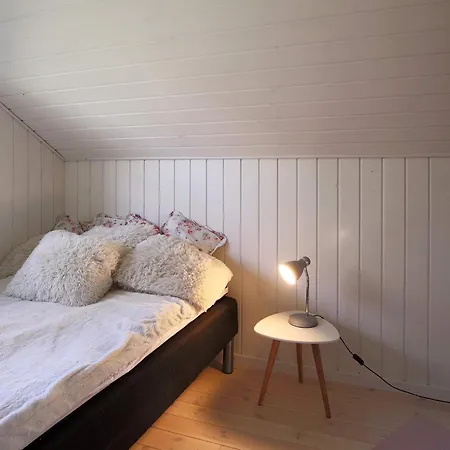 8 Person In * Gilleleje